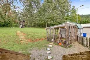 70 Old Bee Tree Rd, Swannanoa, NC 28778 - Photo 30