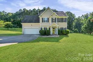173 Painted Bunting Dr, Troutman, NC 28166 - Photo 4