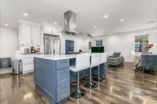 215 E Oakview Rd, Asheville, NC 28806 - Photo 10