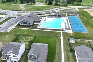 427 River Bottom Rd, Fletcher, NC 28732 - Photo 2