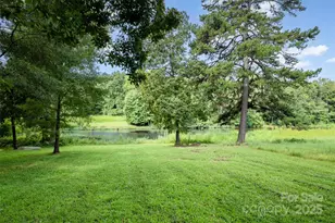 1932 Slater Rd, Charlotte, NC 28216 - Photo 10