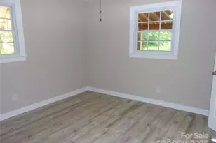 163 Whitney Ln, Statesville, NC 28625 - Photo 8