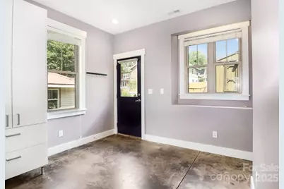 26 Mount Clare Avenue, Asheville, NC 28801 - Photo 12