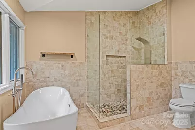 35 Mountain Lake Drive, Hendersonville, NC 28739 - Photo 22