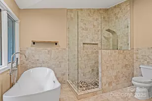 35 Mountain Lake Dr, Hendersonville, NC 28739 - Photo 22