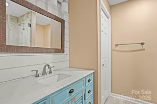 35 Mountain Lake Dr, Hendersonville, NC 28739 - Photo 32