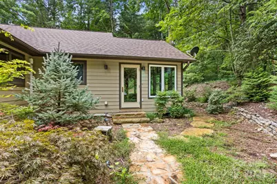 35 Mountain Lake Drive, Hendersonville, NC 28739 - Photo 44