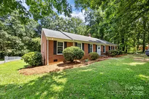 710 Owens Dr, Gastonia, NC 28054 - Photo 2