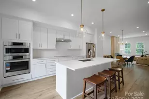 2423 Weddington Ave, Charlotte, NC 28204 - Photo 8