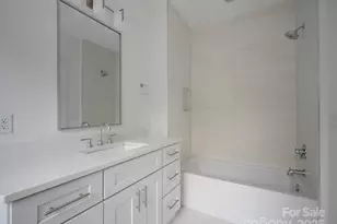 2423 Weddington Ave, Charlotte, NC 28204 - Photo 32