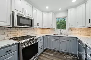 256 Johnson Dairy Rd, Mooresville, NC 28115 - Photo 8