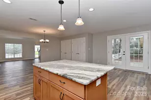 8056 Hunley Ridge Rd, Matthews, NC 28104 - Photo 8