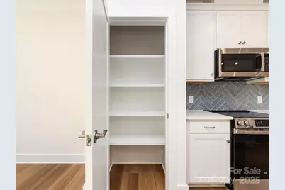 6027 Pivot Court, Charlotte, NC 28205 - Photo 6