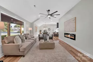 3942 McMillan St, Charlotte, NC 28205 - Photo 10