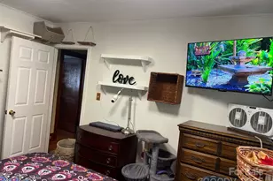 404 Patton St, Morganton, NC 28655 - Photo 12