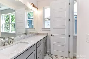 7011 Impulse Ct, Charlotte, NC 28205 - Photo 14