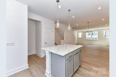 7011 Impulse Court, Charlotte, NC 28205 - Photo 8