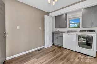 150 Oak Hill Rd, Candler, NC 28715 - Photo 20