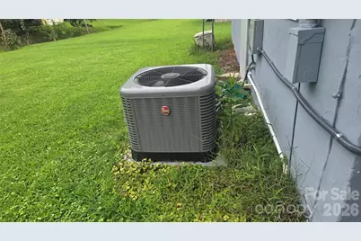 3948 Main Avenue Drive NW, Hickory, NC 28601 - Photo 10