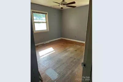 4814 Hidden Valley Road, Charlotte, NC 28213 - Photo 6