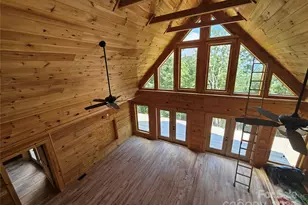 266 Potomac Falls Dr, Black Mountain, NC 28711 - Photo 4