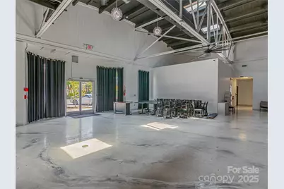 125 S Main Street, Hendersonville, NC 28792 - Photo 8