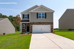 1369 37th Ave Lane NE, Hickory, NC 28601 - Photo 1