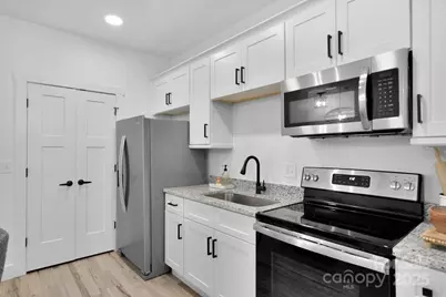 205 S Academy Street, Lincolnton, NC 28092 - Photo 6