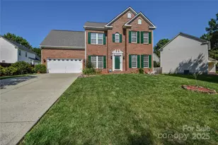 129 Easy St, Mooresville, NC 28117 - Photo 2