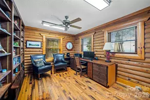 82 Running Ridge Rd, Asheville, NC 28804 - Photo 12