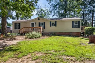 156 White Poplar St, Ramseur, NC 27316 - Photo 2