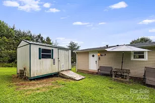 2490 Painters Gap Rd, Union Mills, NC 28167 - Photo 24