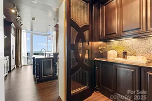 215 N Pine St, Charlotte, NC 28202 - Photo 16