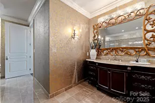 215 N Pine St, Charlotte, NC 28202 - Photo 14