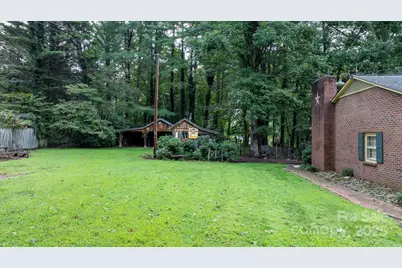 3054 Spencer Heights Drive, Lenoir, NC 28645 - Photo 22