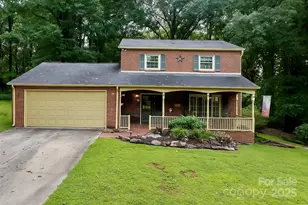 3054 Spencer Heights Dr, Lenoir, NC 28645 - Photo 2