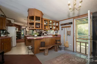 614 Upper Doe Bag Road, Green Mountain, NC 28740 - Photo 28