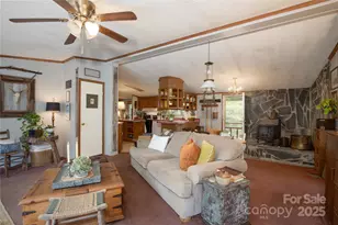 614 Upper Doe Bag Rd, Green Mountain, NC 28740 - Photo 26