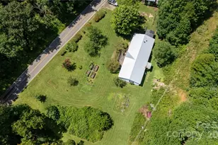 614 Upper Doe Bag Rd, Green Mountain, NC 28740 - Photo 12