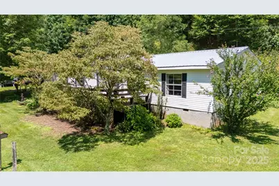 614 Upper Doe Bag Road, Green Mountain, NC 28740 - Photo 16