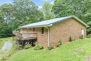 400 Sunset Heights, Canton, NC 28716 - Photo 6