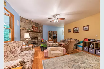 400 Sunset Heights, Canton, NC 28716 - Photo 14