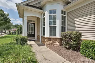 20037 Dovekie Ln, Fort Mill, SC 29707 - Photo 2