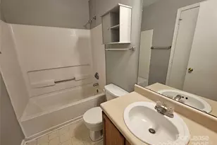 9811 Campus Walk Ln, Charlotte, NC 28262 - Photo 12