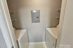 9811 Campus Walk Ln, Charlotte, NC 28262 - Photo 18