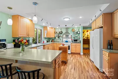 179 Marlborough Road, Asheville, NC 28804 - Photo 10