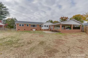 1432 Bevis Dr, Charlotte, NC 28209 - Photo 38