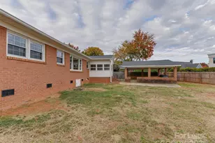 1432 Bevis Dr, Charlotte, NC 28209 - Photo 40