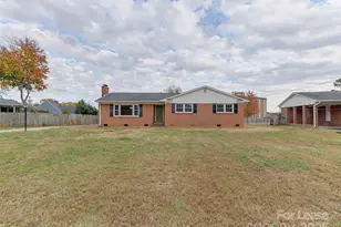 1432 Bevis Dr, Charlotte, NC 28209 - Photo 44