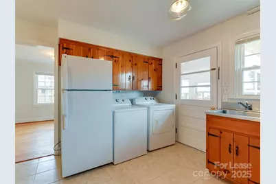 1432 Bevis Drive, Charlotte, NC 28209 - Photo 18